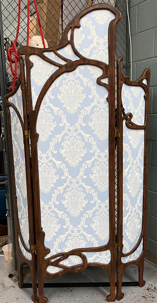 Privacy Screen Faux Finishing / Wallpaper Privacy Screen Faux Finishing / Wallpaper