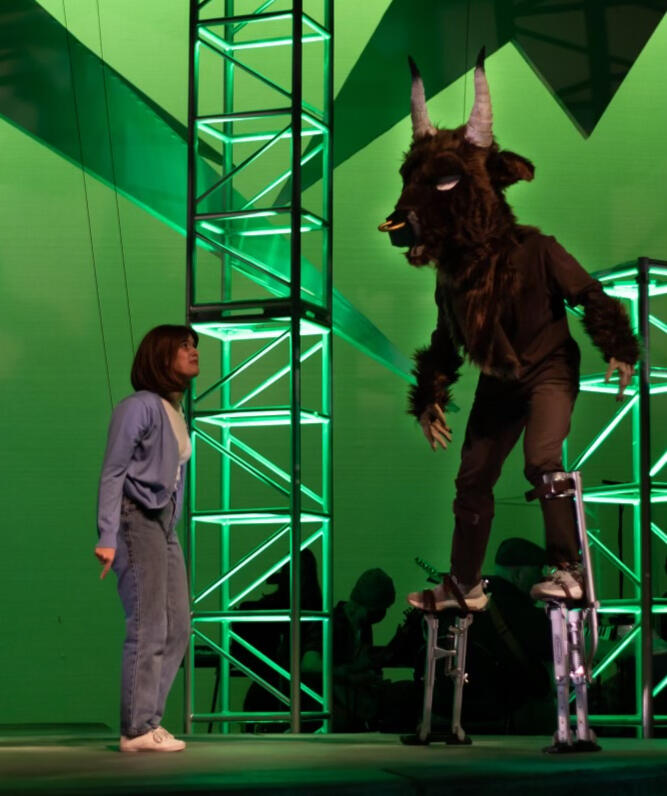 Percy Jackson Minotaur Full